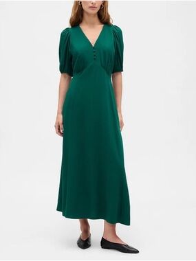 NWT - GAP Emerald Green V-Neck Maxi Dress
